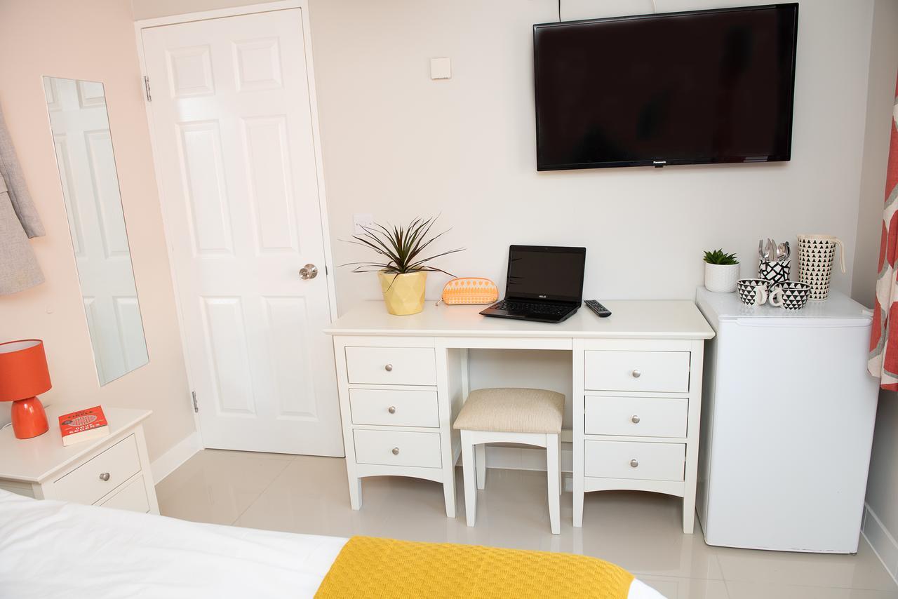 Pinehill Rooms Reading Esterno foto