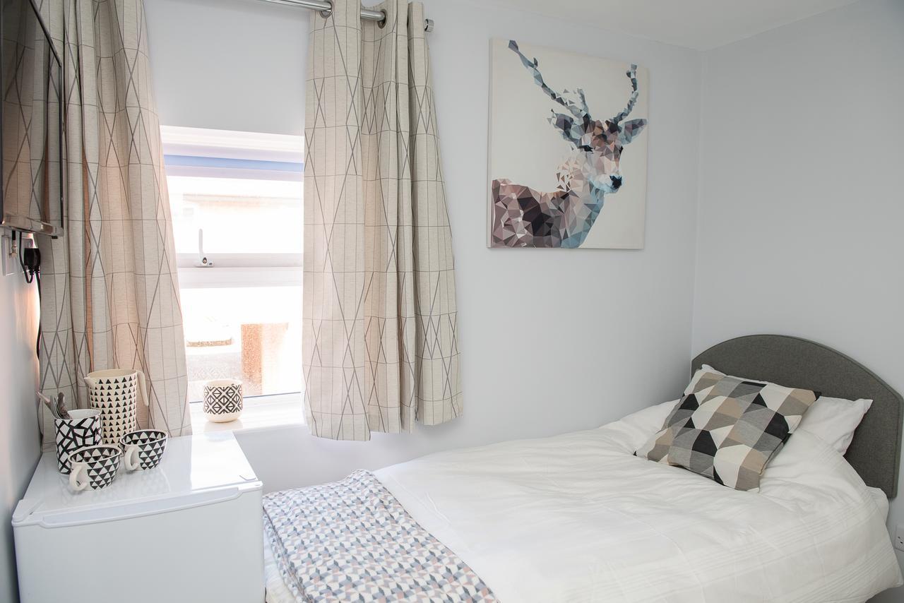Pinehill Rooms Reading Esterno foto
