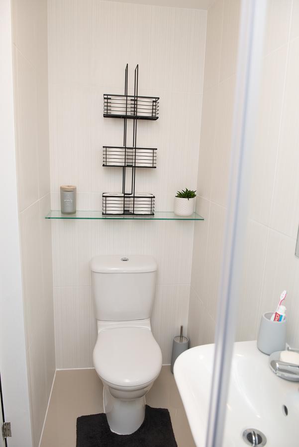 Pinehill Rooms Reading Esterno foto